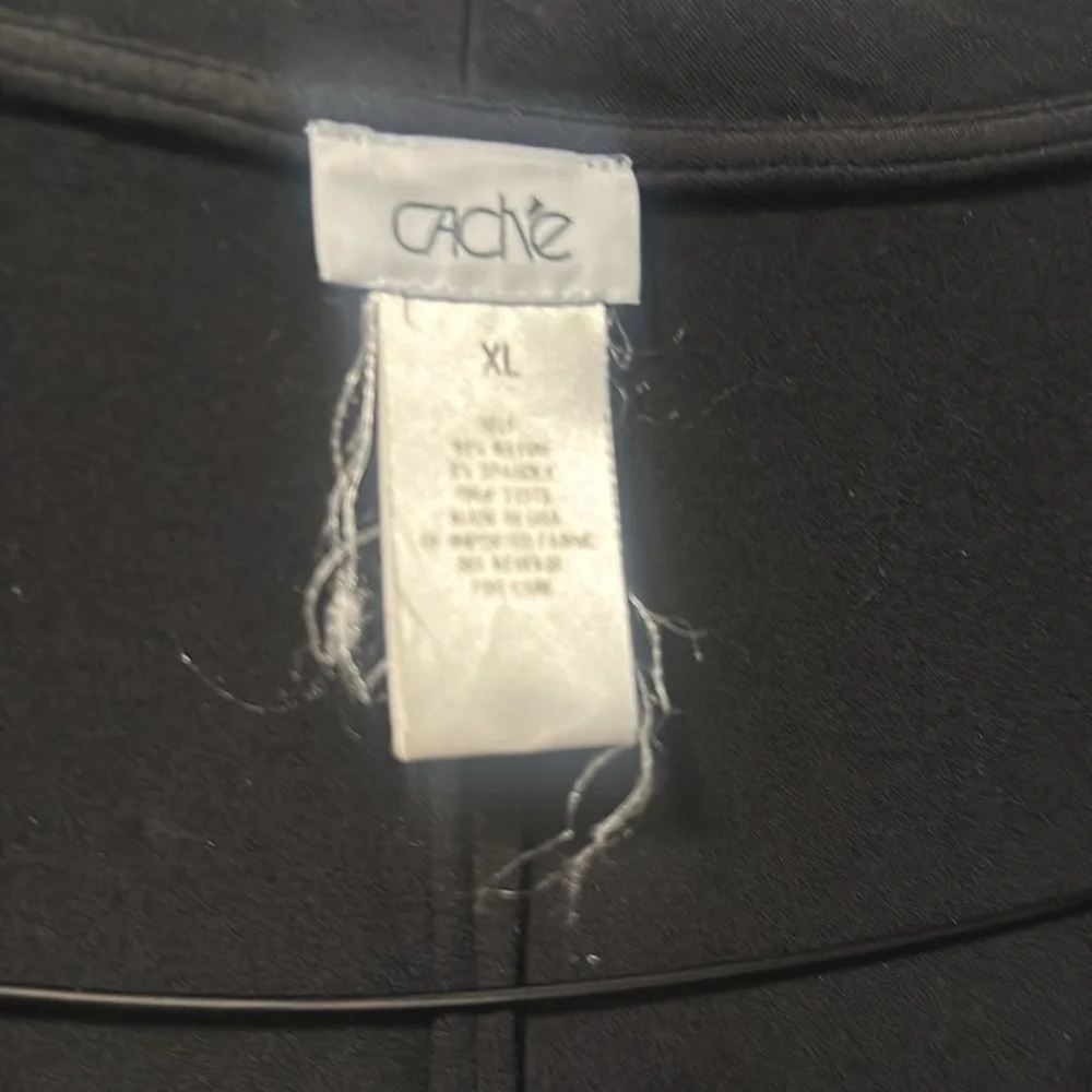 Cache dress - Picture 2 of 6